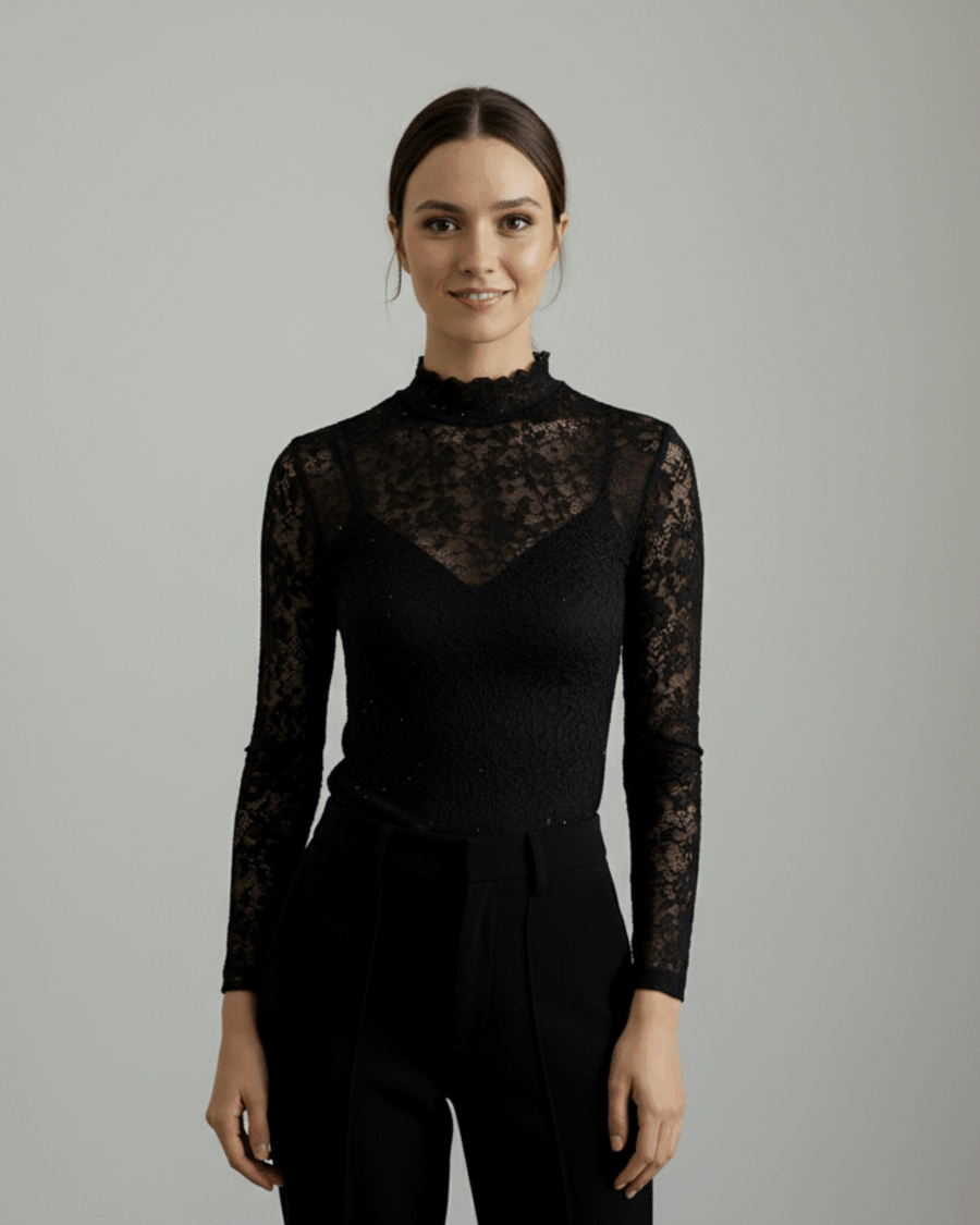 Blusa Noir Lace
