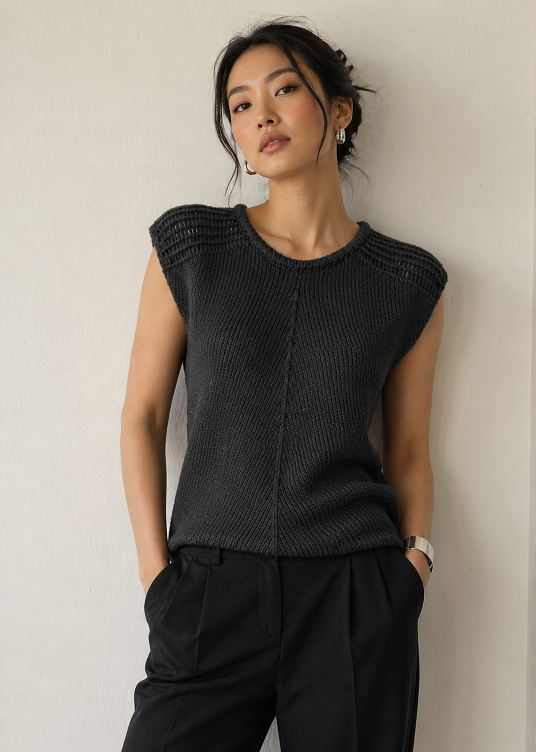Chaleco Black Essential